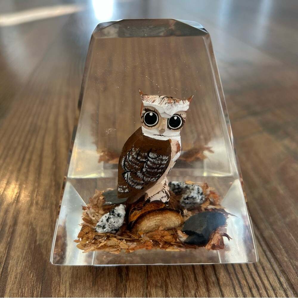 Hand Carved Hand Painted Great Horned Owl Paperweight